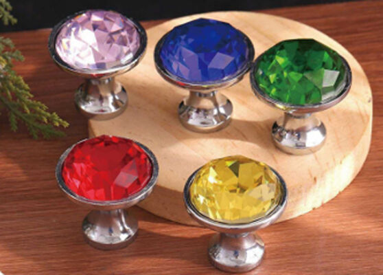 Đẹp Luxury ngăn kéo Crystal tay cầm cửa tủ bên giường tay cầm cửa tủ Crystal chim bồ câu trứng cổng tay cầm cửa